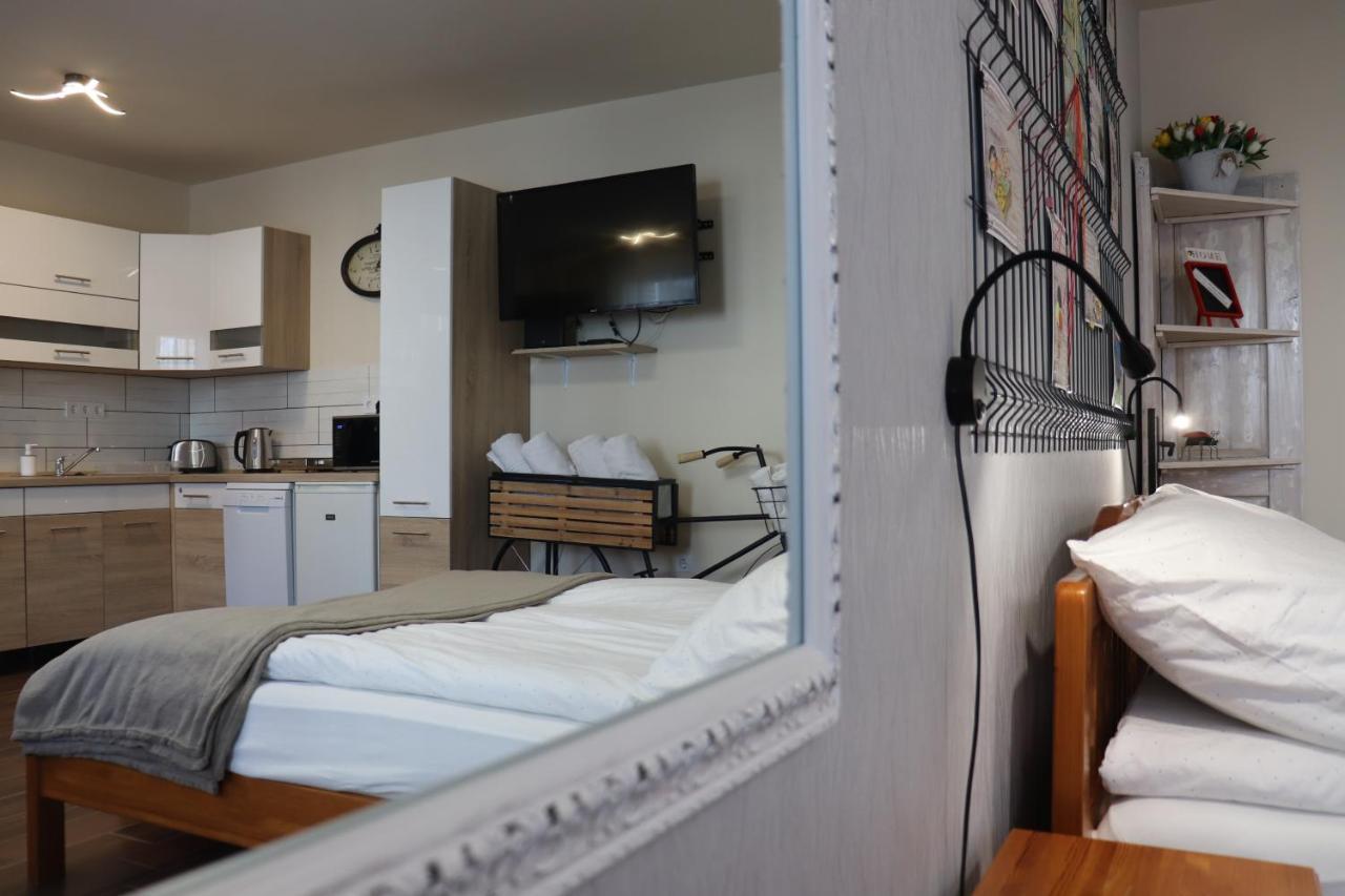 Bee You Apartman Hajdúszoboszló 外观 照片